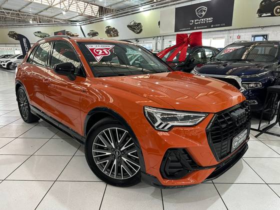 AUDI Q3 2.0 40 TFSI GASOLINA SPORTBACK PERFORMANCE BLACK QUATTRO TIPTRONIC
